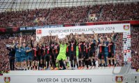 Fussball 1. Bundesliga 23/24: Torwart Lukas Hradecky (Bayer 04 Leverkusen)