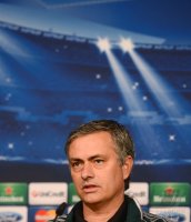 FUSSBALL INTERNATIONAL  CHL ACHTELFINALE 12/13: Trainer Jose Mourinho (Real Madrid)