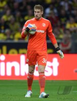 Fussball 1. Bundesliga : Torwart Lars Unnerstall (FC Schalke 04)