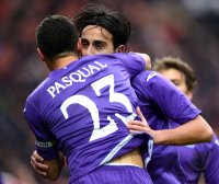 FUSSBALL SERIE A:  Jubel um Aquilani Alberto mit  Pasqual Manuel (v. re., Fiorentina)