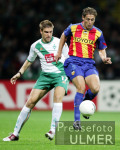 Fussball UCL, Bremen - Valencia, Zweikampf
