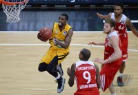 Basketball 1. Bundesliga 13/14:  Walter Tigers Tuebingen - FC Bayern Muenchen
