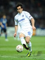 FUSSBALL CHL  Saison 10/11: Jose Manuel Jurado (FC Schalke 04)