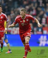 Fussball International CHL Saison 13/14: JUBEL Bastian Schweinsteiger (FC Bayern Muenchen)