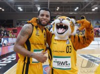 Basketball 1. Bundesliga  13/14  Walter Tigers Tuebingen  - TBB Trier
