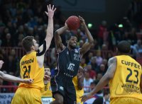Basketball 1. Bundesliga 14/15 Hauptrunde: Walter Tigers Tuebingen - Artland Dragons