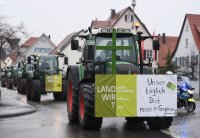 Landwirte demonstrieren in ganz Deutschland, Staffelfahrt durch Rottenburg (Kreis Tuebingen)