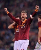 FUSSBALL Coppa Italia  2013/2014: JUBEL Daniele De Rossi (AS Rom)