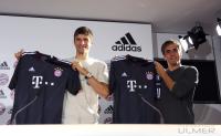 Fussball 1. Bundesliga: Thomas Mueller, Philipp Lahm (v. re., FC Bayern Muenchen)