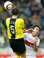 Fussball 1. Bundesliga: Dortmund - Stuttgart, Zweikampf