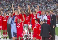 FUSSBALL CHAMPIONSLEAGUE FINALE 2000/2001:  JUBEL FC Bayern Muenchen