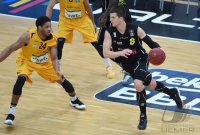 Basketball 1. Bundesliga 14/15 Hauptrunde:  Walter Tigers Tuebingen - medi bayreuth