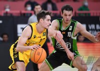 Basketball 2. Bundesliga 2021/2022: Tigers Tuebingen - ROEMERSTROM Gladiators Trier