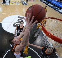Basketball 1. Bundesliga 2012/2013:  Walter Tigers Tuebingen - ratiopharm Ulm