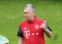 Fussball 1. Bundesliga 2016/2017: Fototermin beim FC Bayern Muenchen