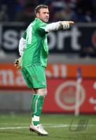 Fussball 1. Bundesliga: Frankfurt, Proell Einzelaktion