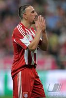 Fussball 1. Bundesliga Saison 2010/2011, FC Bayern Muenchen - VfL Wolfsburg