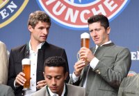 Fussball 1. Bundesliga 15/16: FC Bayern Muenchen