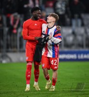 Fussball International CHL 25/26: 
FC Bayern Muenchen - Sporting Lissabon