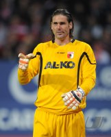 Fussball 1. Bundesliga, Saison 2011/2012:  Torwart Simon Jentzsch (FC Augsburg)