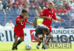 Fussball Bundesliga: Hannover 96 - 1860 Muenchen, Zweikampf