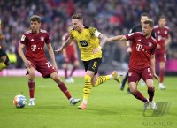 Fussball 1. Bundesliga Saison 21/22: Borussia Dortmund - FC Bayern Muenchen