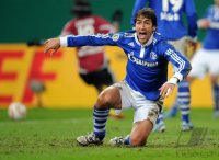Fussball: DFB Pokal  Saison 2010/2011, Viertelfinale: Schalke, RAUL