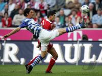 Fussball FC Bayern-Duisburg; Zweikampf