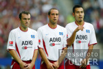 FUSSBALL 1. Bundesliga HSV, Bernardo ROMEO, Stefan BEINLICH und Naohiro TAKAHARA in der Mauer