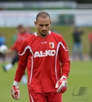 FUSSBALL 1. Bundesliga 2013/2014: Torwart Mohamed Amsif (FC Augsburg)