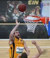 Basketball 1. Bundesliga 2012/2013:  Walter Tigers Tuebingen - TBB Trier