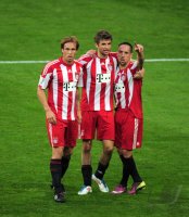 Fussball 1. Bundesliga :  JUBEL Andreas Ottl, Thomas Mueller, Franck Ribery (v. li., FC Bayern Muenchen)