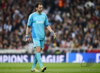 FUSSBALL INTERNATIONAL CHL ACHTELFINALE 12/13:  Torwart Diego Lopez (Real Madrid)
