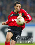 Fussball Bundesliga: Leverkusen, Neuville Einzelaktion