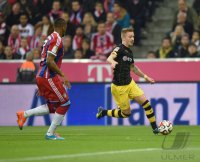 Fussball 1. Bundesliga Saison 14/15: FC Bayern Muenchen - Borussia Dortmund