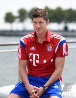 FUSSBALL 1. Bundesliga 14/15: Robert Lewandowski (FC Bayern Muenchen)