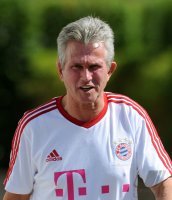 Fussball 1. Bundesliga: Trainer Jupp Heynckes  (FC Bayern Muenchen)