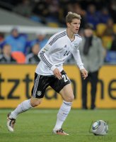 FUSSBALL INTERNATIONAL: Lars BENDER (Deutschland)