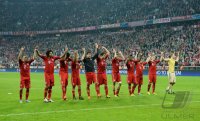 FUSSBALL INTERNATIONAL CHL HALBFINALE 12/13: SCHLUSSJUBEL FC Bayern Muenchen