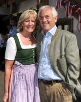 FUSSBALL 1. BUNDESLIGA: Bernd Rauch mit Frau Rita (FC Bayern Muenchen)