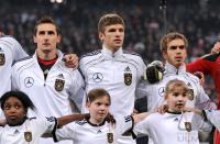 Fussball Nationalmannschaft: Miroslav Klose, Thomas Mueller, Philipp Lahm (v.li. GER)
