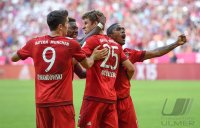 Fussball 1. Bundesliga Saison 15/16: FC Bayern Muenchen - FC Augsburg