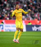 Fussball 1. Bundesliga  Saison  2025/2026  11. Spieltag 
FC Bayern Muenchen - SC Freiburg