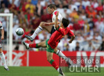 Fussball INTERNATIONAL  EURO 2004  Portugal - England im Stadion da Luz in Lissabon 24.06.2004