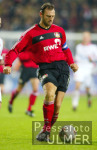 Fussball Bundesliga: Leverkusen; Nowotny, Einzelaktion