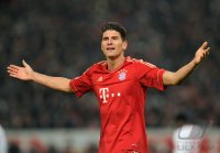 Fussball 1. Bundesliga : JUBEL Mario Gomez (FC Bayern Muenchen)