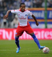 Fussball: 1. Bundesliga Saison 2010/2011: Hamburg, ROBERTO Einzelaktion