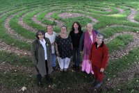 Gruppenbild Labyrinthfrauen vom Anlagensee:Besichtigung der Werkstatt der Schoenbuchbahn;