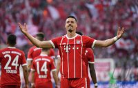 Fussball  1.Bundesliga   Saison 17/18: FC Bayern Muenchen - Borussia Moenchengladbach