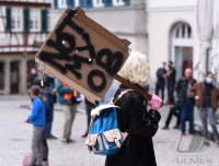 Demo gegen Oberbuergermeister Boris Palmer Tuebinger Marktplatz